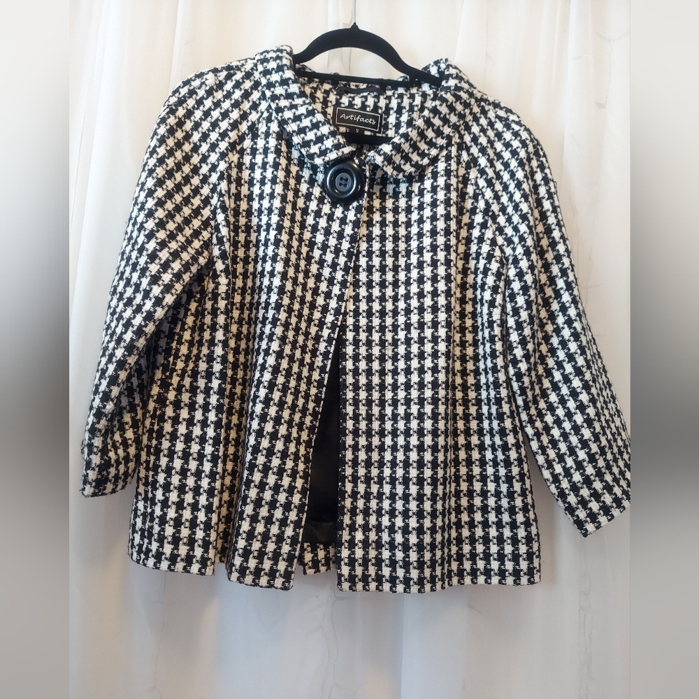 Houndstooth Light Coat